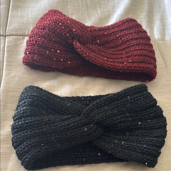 2 heat wormers one black one burgundy - Picture 1 of 4